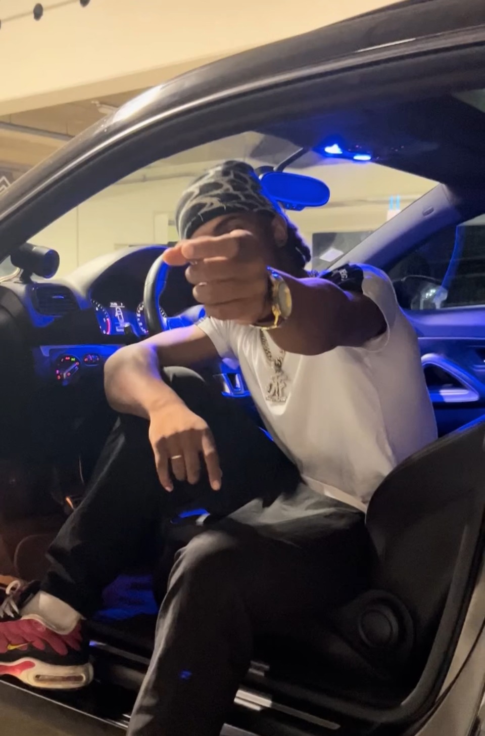 Profil de Waris, 20 ans, rencontre libertine à Mont-Saxonnex