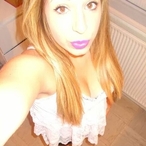 Profil de Saliha, 28 ans, rencontre libertine à Cours