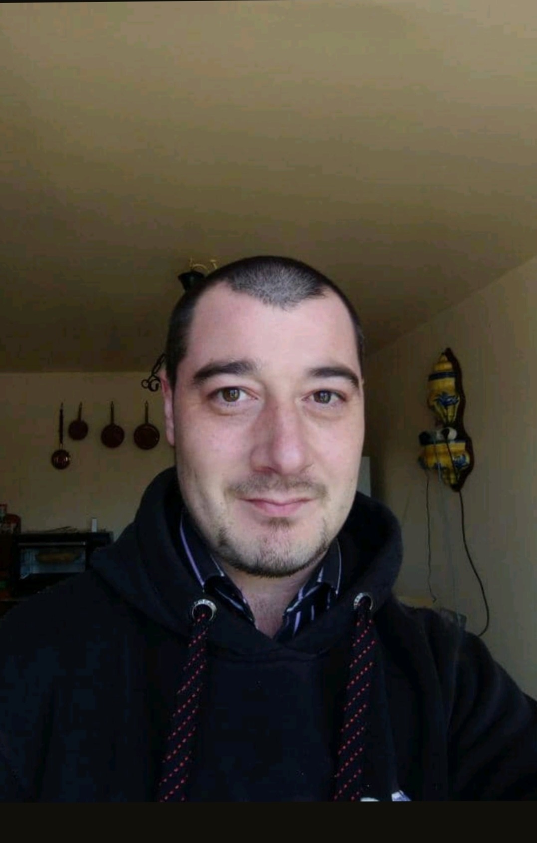 Profil de Ronael, 37 ans, rencontre libertine à Camembert