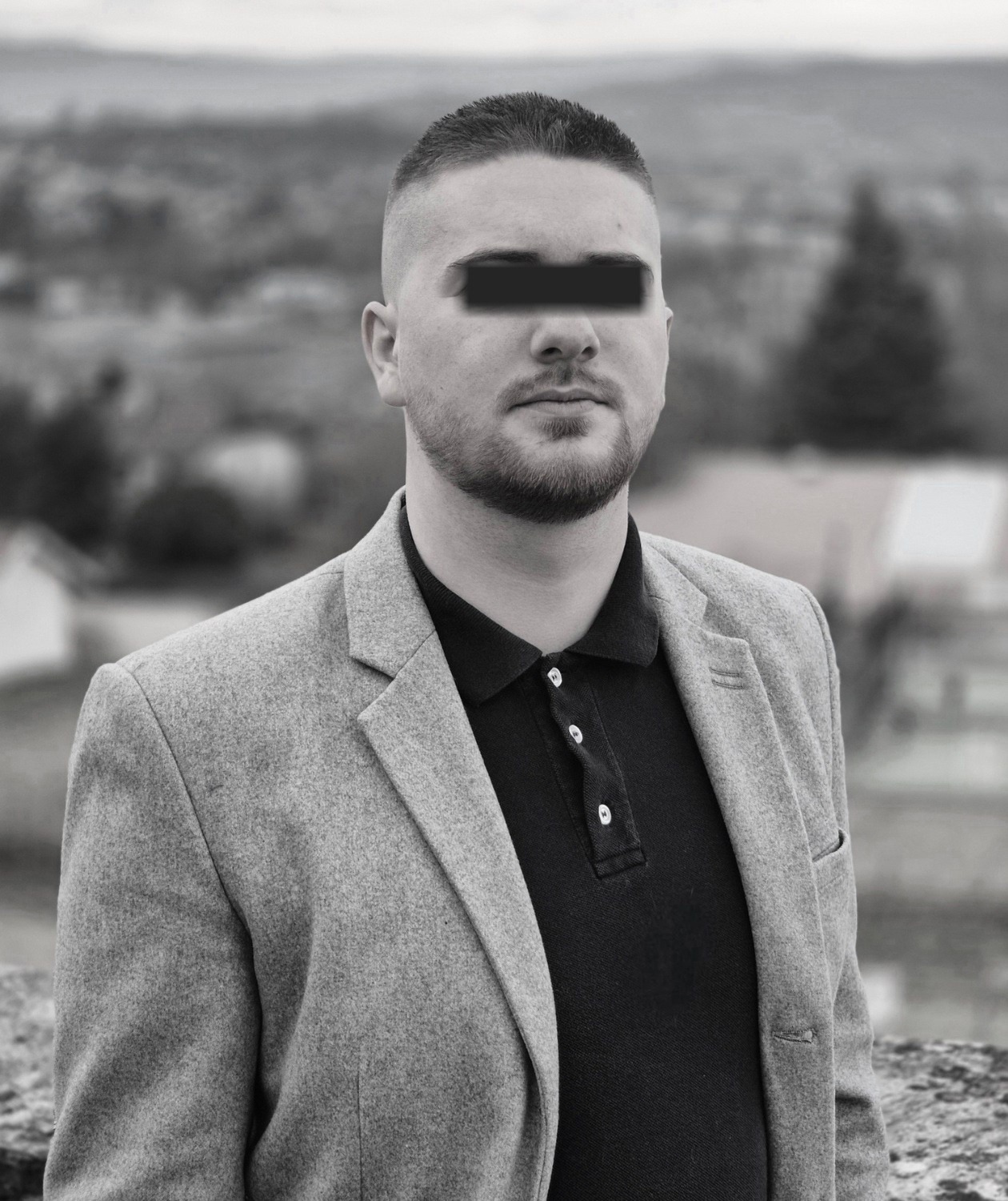 Profil de Menahem-mendel, 23 ans, rencontre libertine à Junay