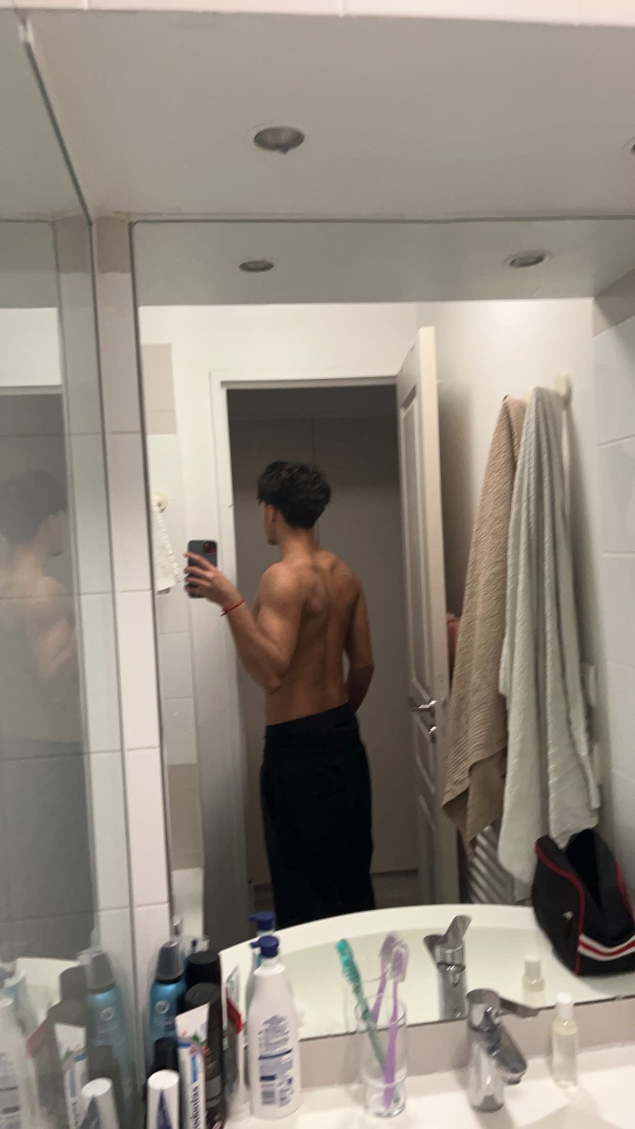 Profil de Rinaldo, 20 ans, rencontre libertine à Clansayes