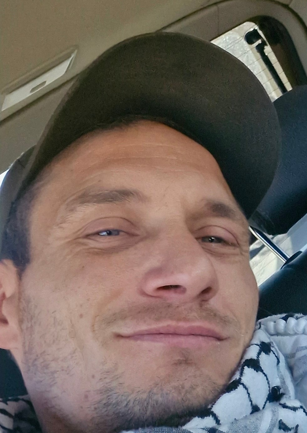 Profil de Fahardine, 37 ans, rencontre libertine à Nousse