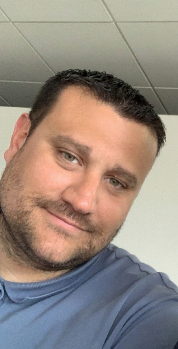 Profil de Veli, 41 ans, rencontre libertine à Thézan-lès-Béziers