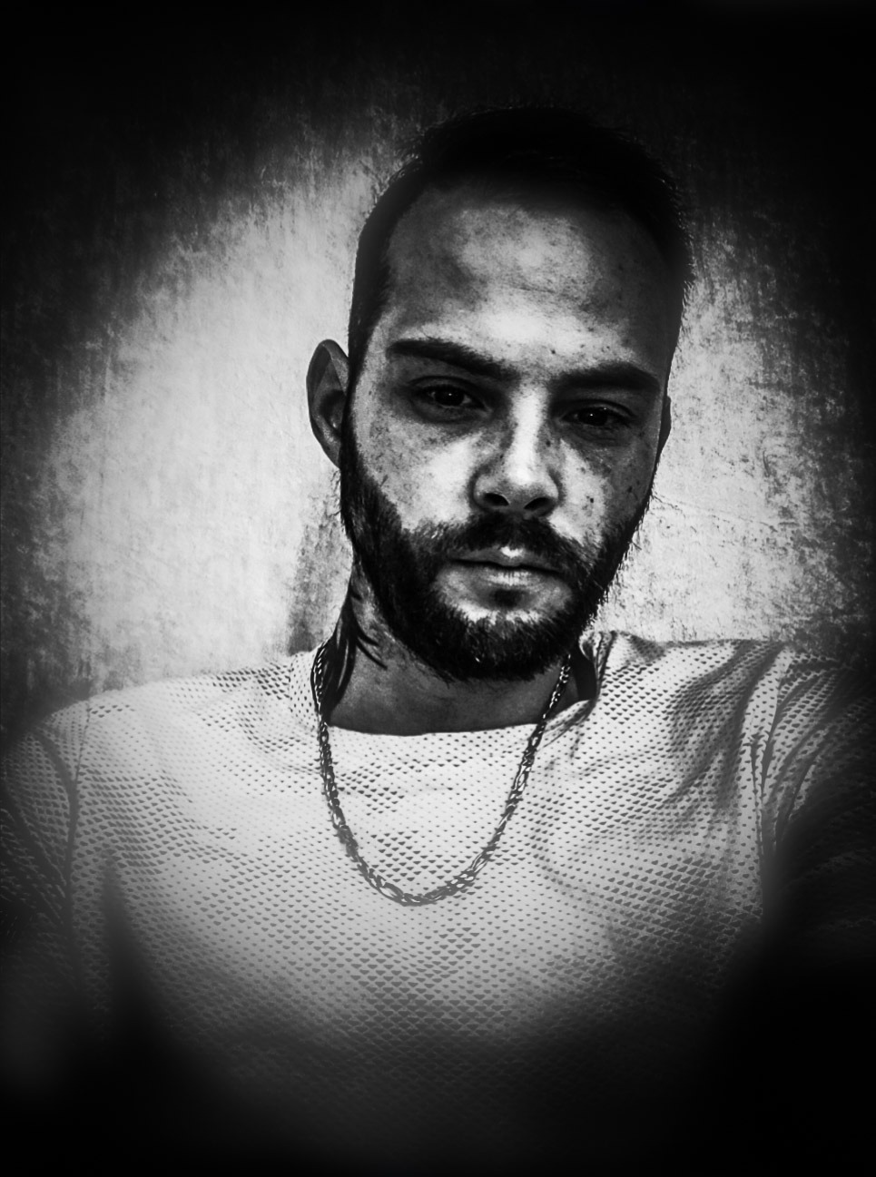 Profil de Bodo, 36 ans, rencontre libertine à Montaigu-le-Blin