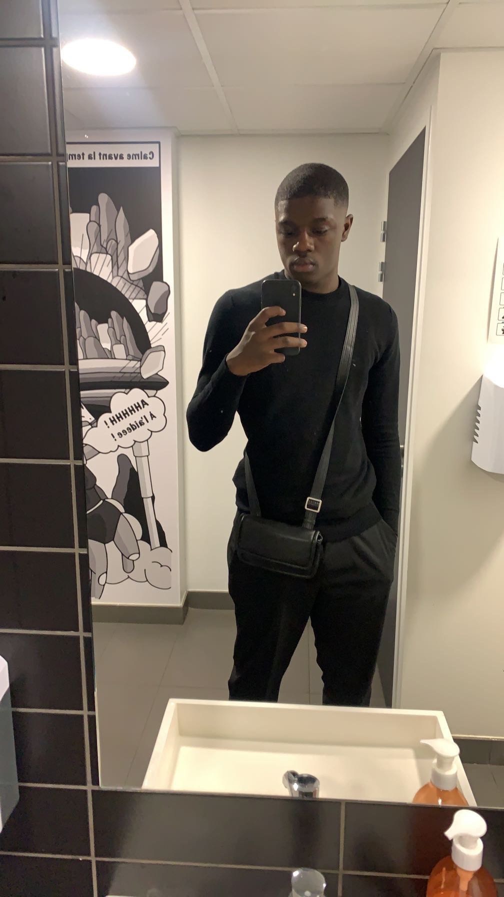 Profil de Nawfal, 19 ans, rencontre libertine à Martel