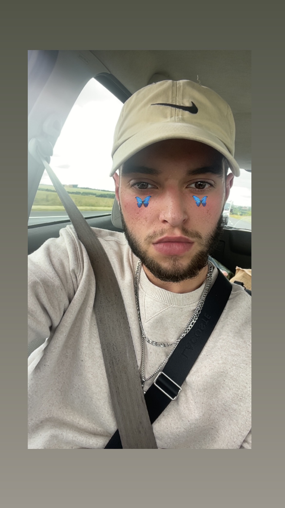 Profil de Juliano, 24 ans, rencontre libertine à Barbachen
