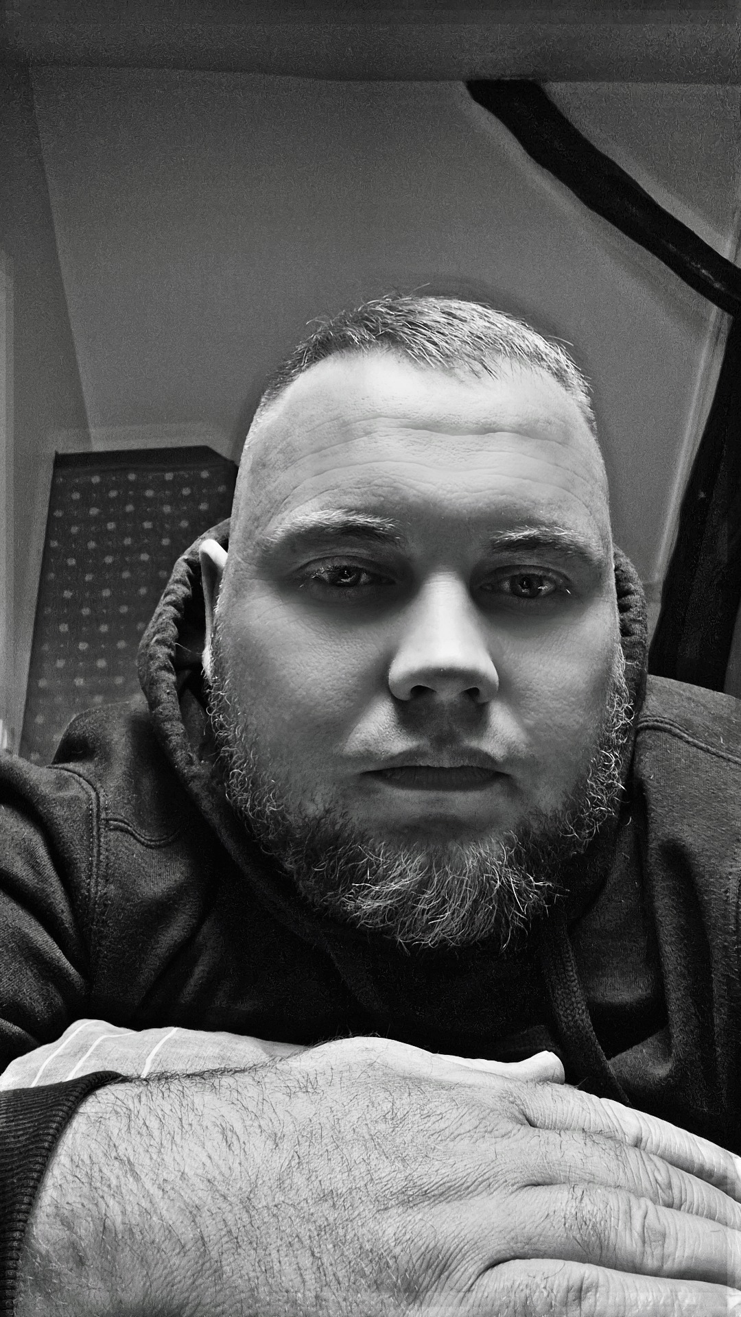 Profil de Nouredinne, 35 ans, rencontre libertine à Charchigné