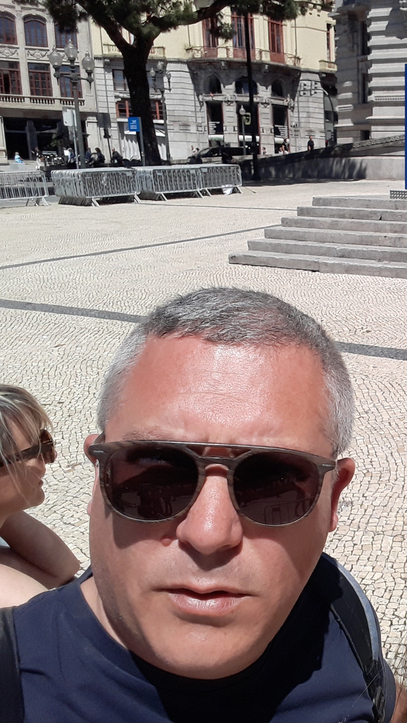 Profil de Abdessamad, 42 ans, rencontre libertine à Sainte-Croix-sur-Mer