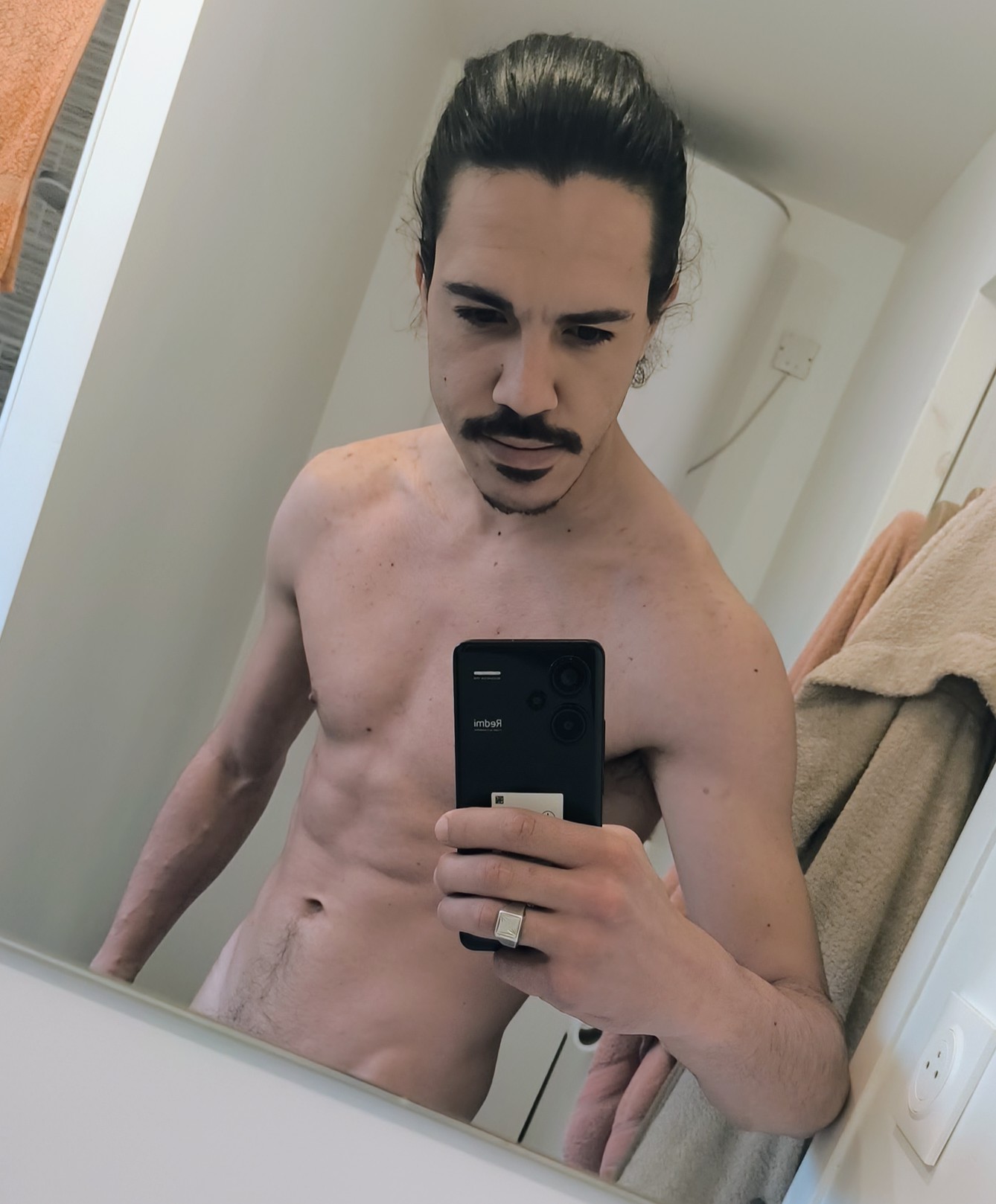 Profil de Babou, 30 ans, rencontre libertine à Leudeville