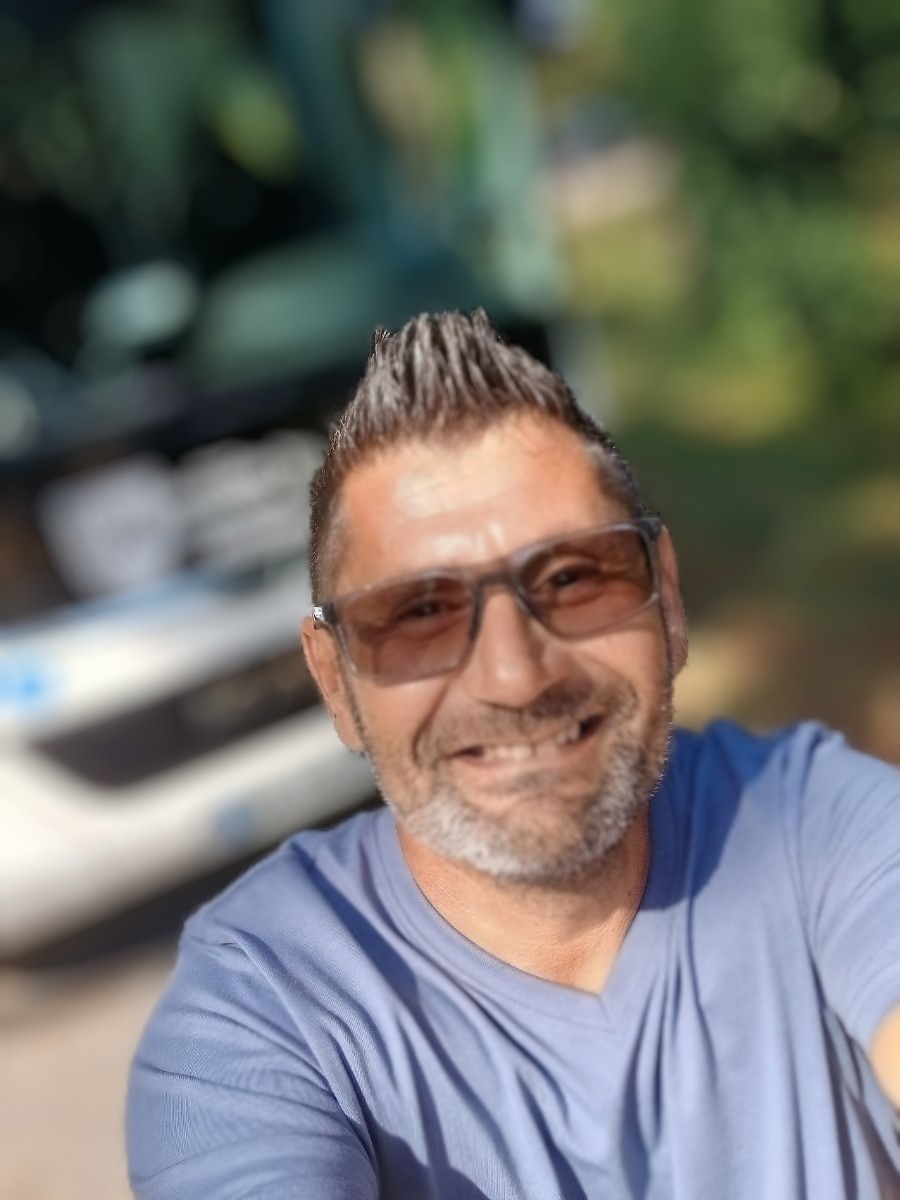 Profil de Chance, 52 ans, rencontre libertine à LaBiolle