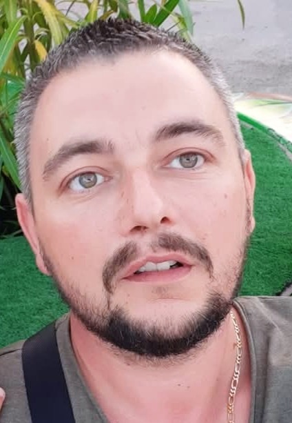 Profil de Faustin, 42 ans, rencontre libertine à Bessac