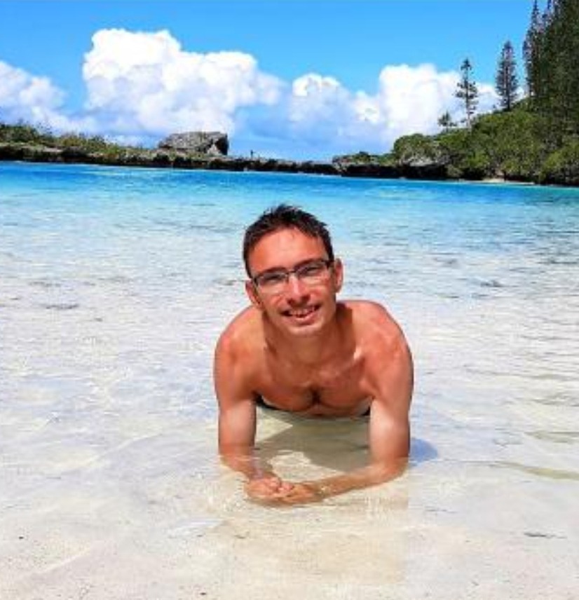 Profil de Mounim, 32 ans, rencontre libertine à Lemuy