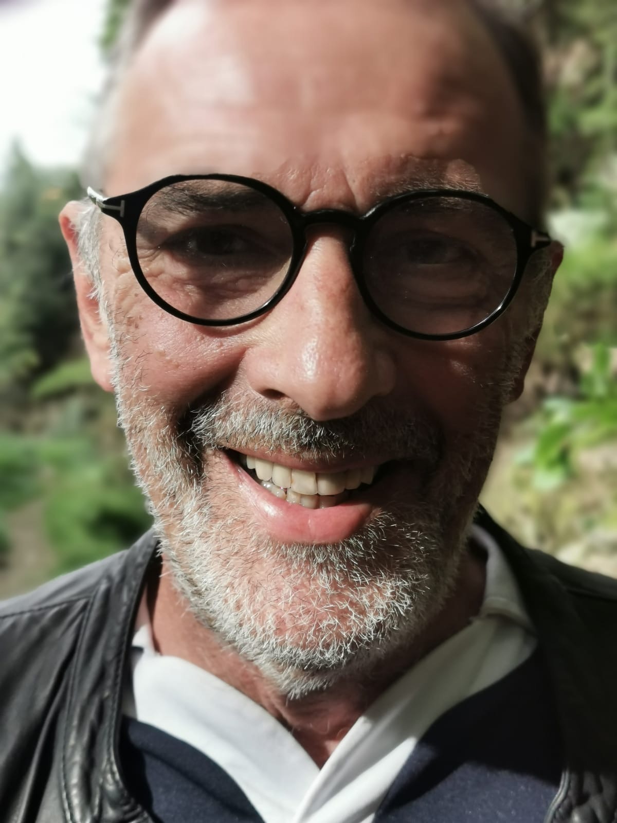Profil de Issan, 55 ans, rencontre libertine à Saint-Saulge