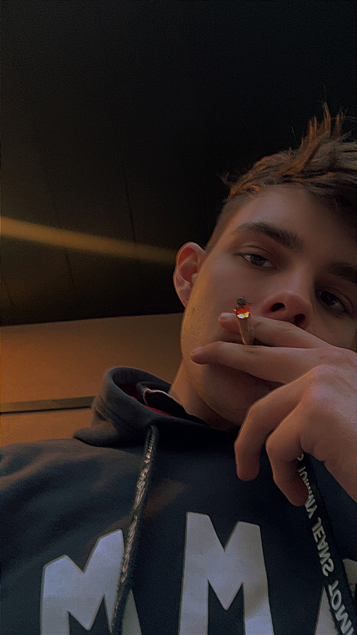 Profil de Amadeo, 18 ans, rencontre libertine à Vandélicourt