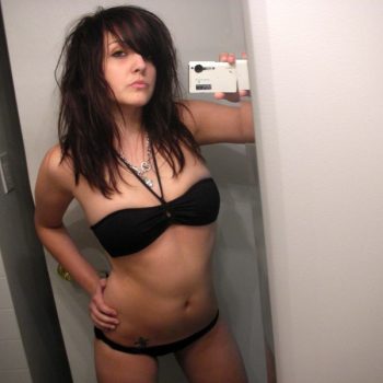 Profil de Melissia, 27 ans, rencontre libertine à Cézan