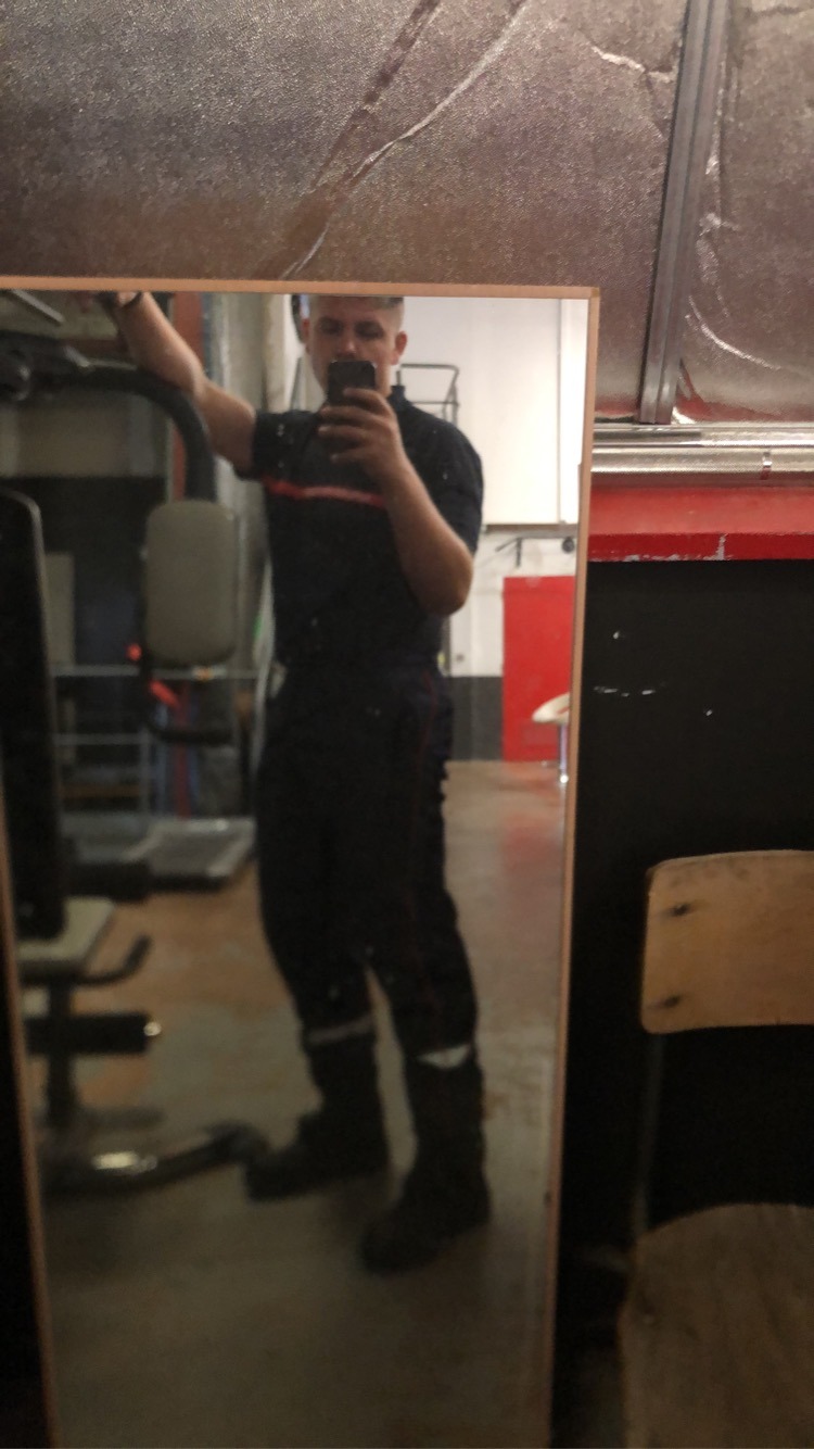 Profil de Aleksandar, 24 ans, rencontre libertine à Bindernheim