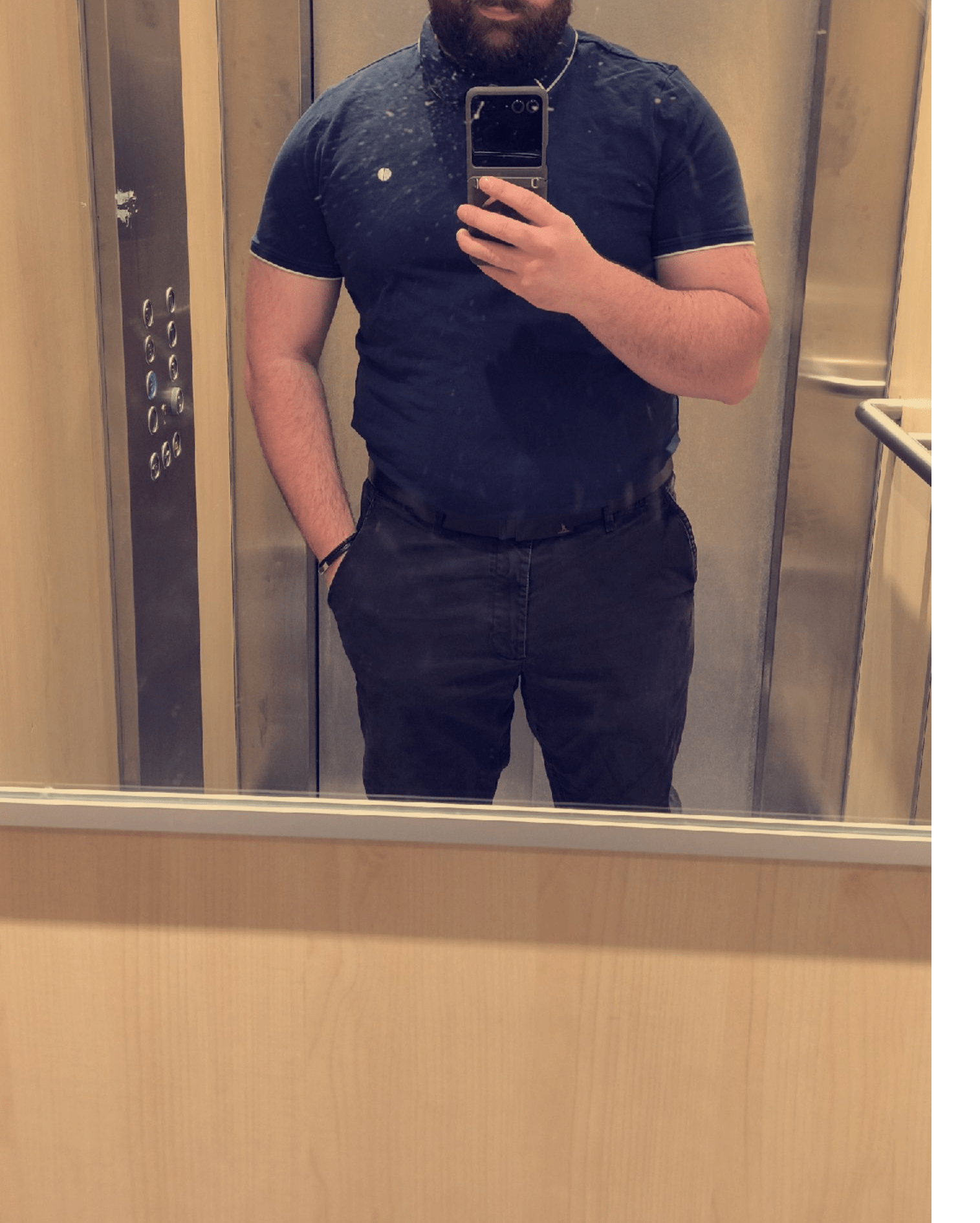 Profil de Radhouan, 27 ans, rencontre libertine à Thoux