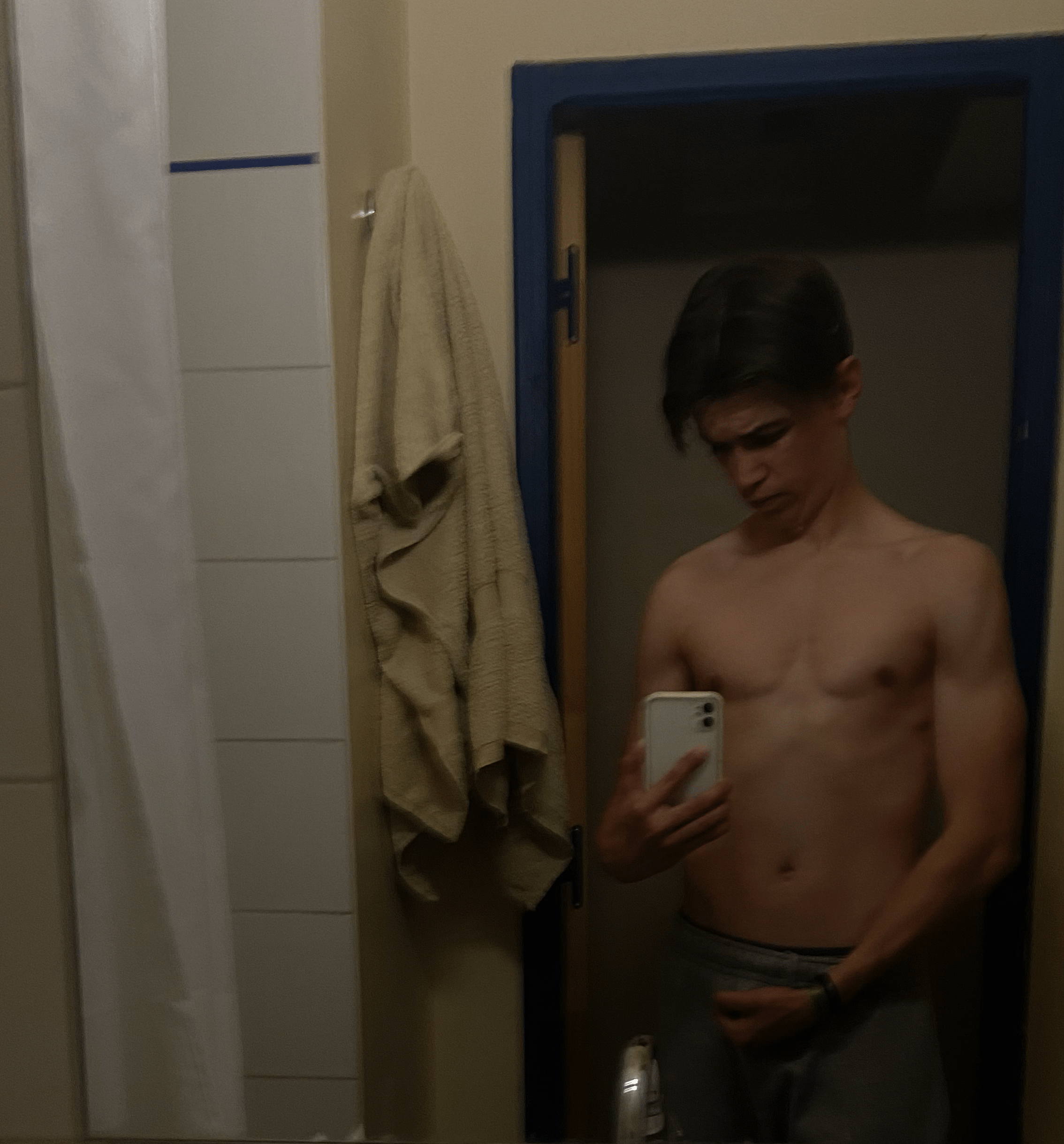 Profil de Dylhan, 21 ans, rencontre libertine à Cayenne