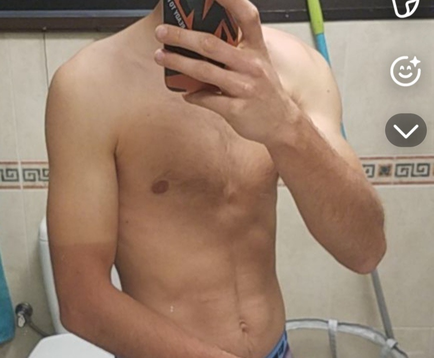 Profil de Konstantin, 21 ans, rencontre libertine à Barlieu