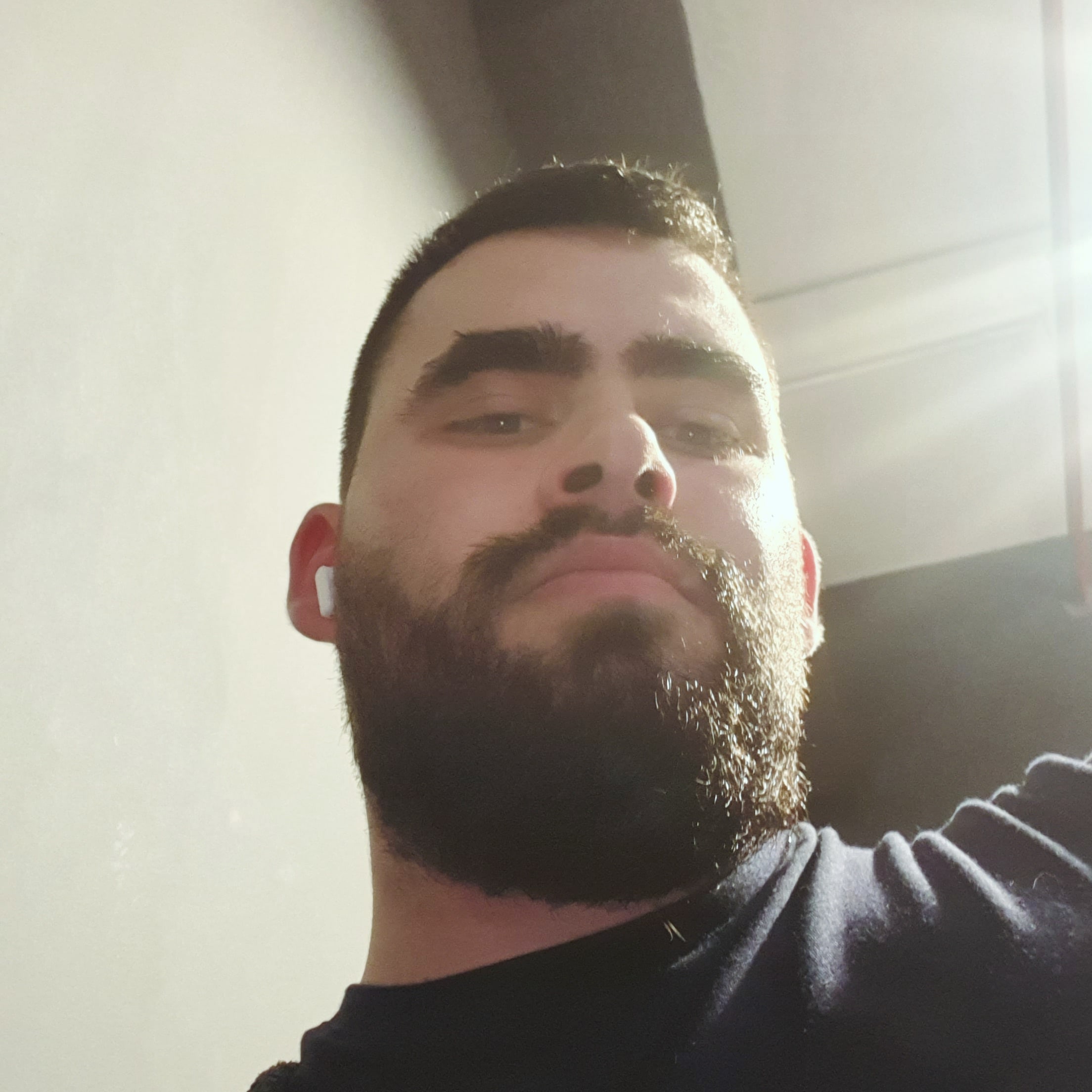 Profil de Nirina, 28 ans, rencontre libertine à Suzan