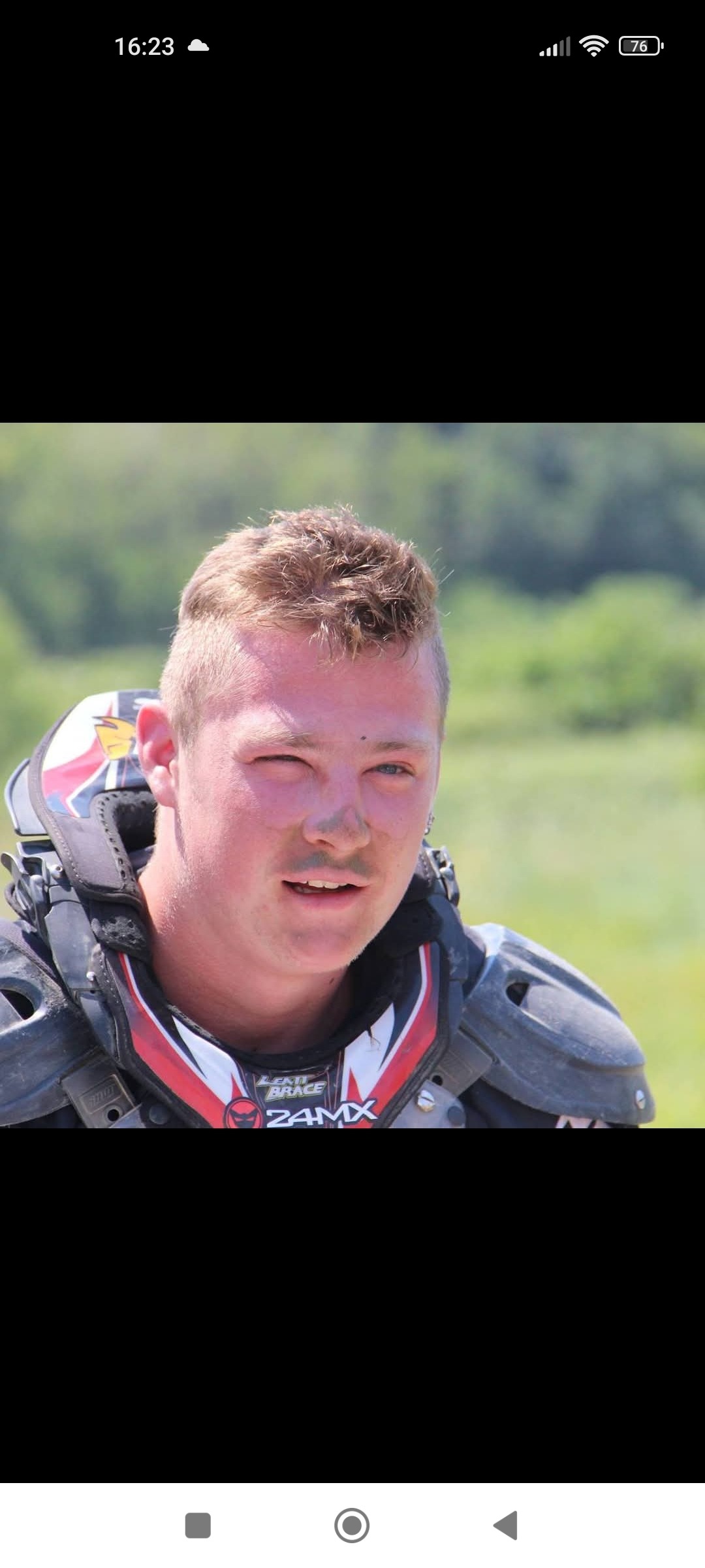 Profil de Jonnathan, 28 ans, rencontre libertine à Dernacueillette