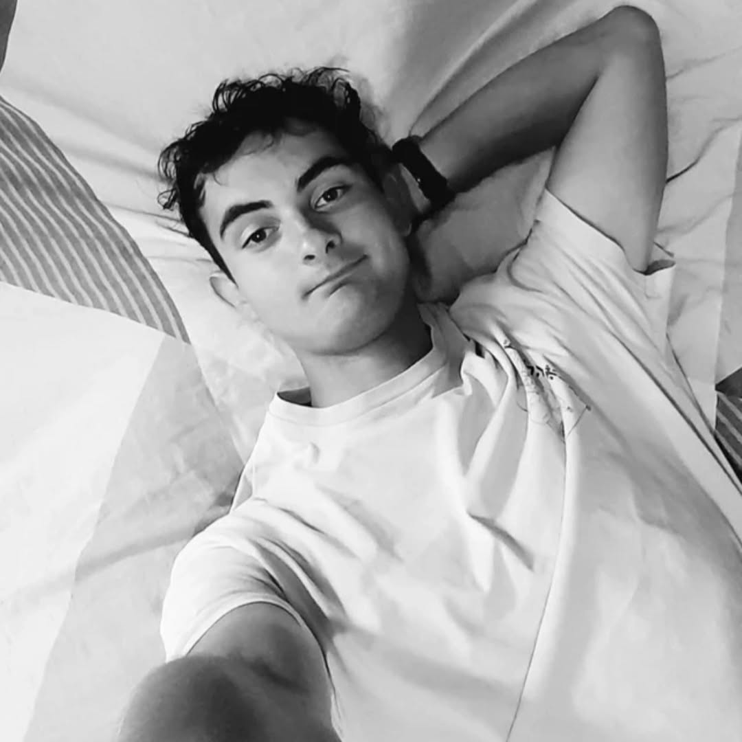 Profil de Hannibal, 18 ans, rencontre libertine à Billiers