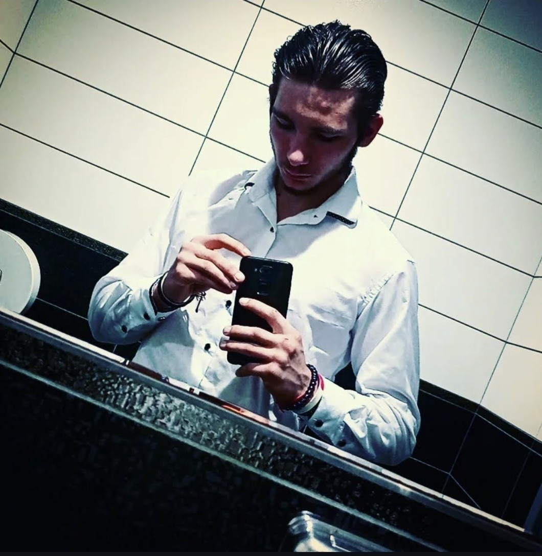 Profil de Kentin, 20 ans, rencontre libertine à Baulne