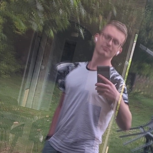 Profil de Daly, 25 ans, rencontre libertine à Auménancourt