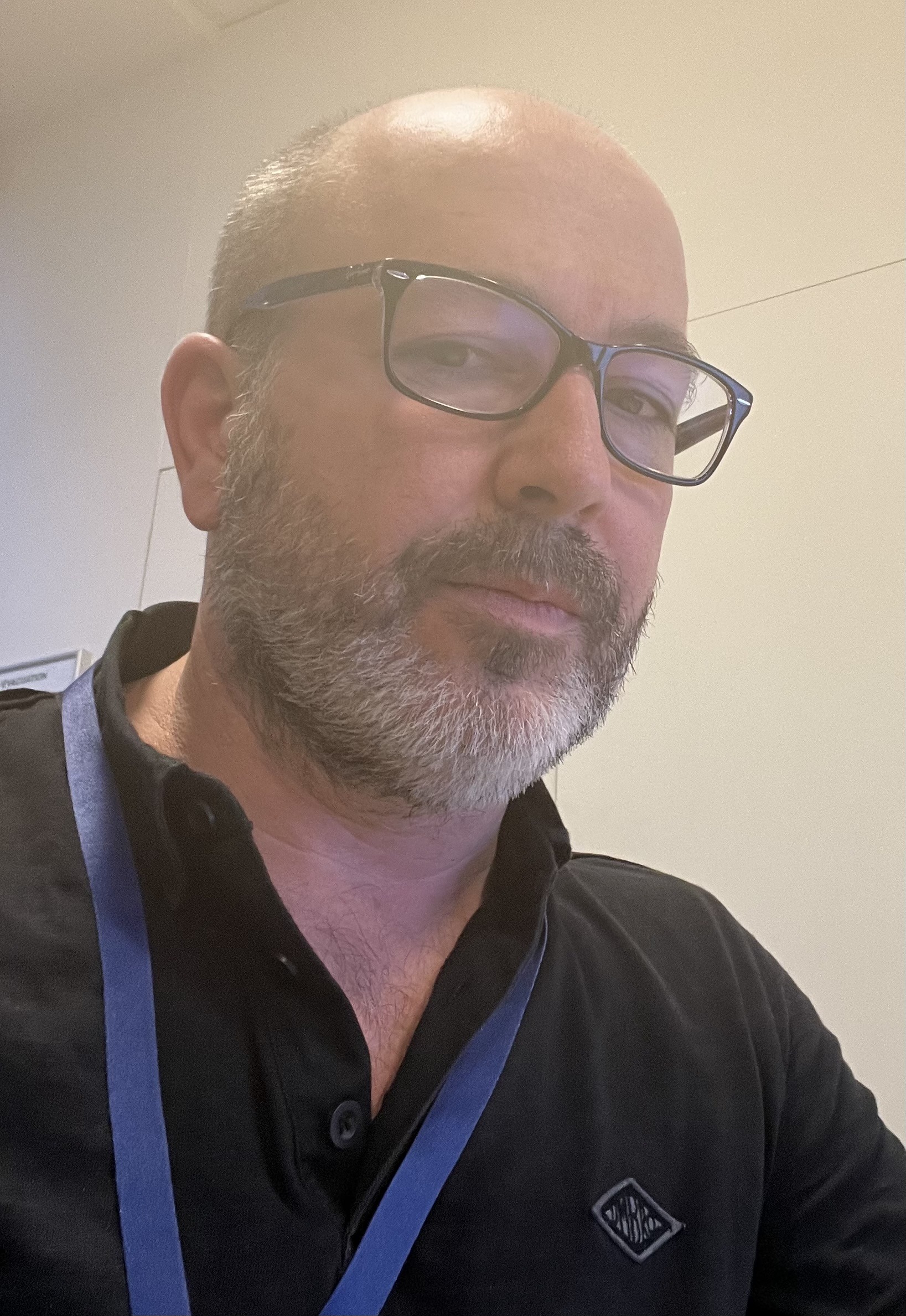 Profil de Mazir, 53 ans, rencontre libertine à Saint-Élie