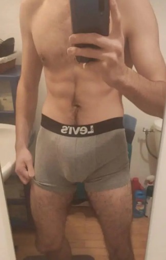 Profil de Selmen, 36 ans, rencontre libertine à Saint-Jean-d'Avelanne