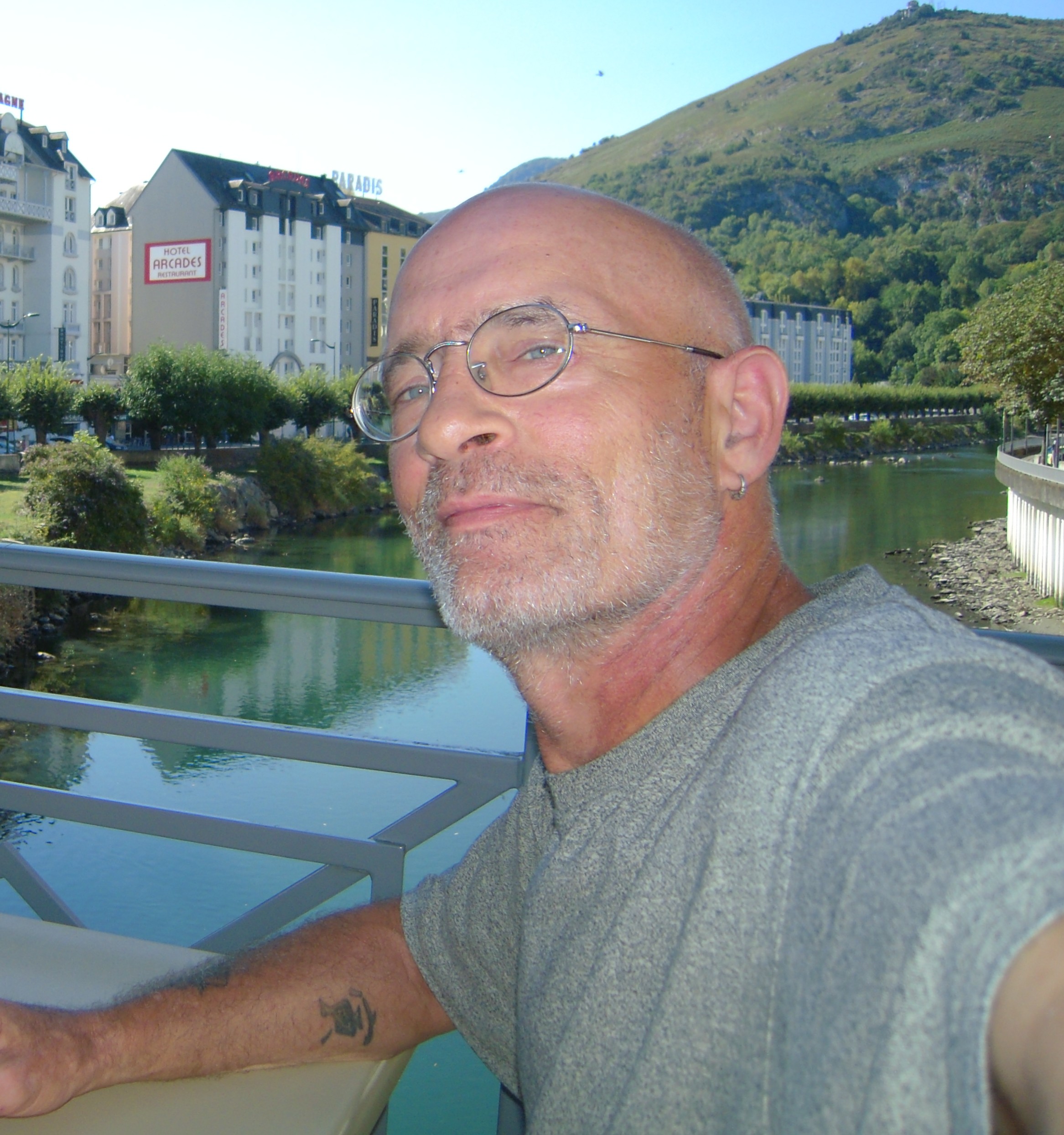 Profil de Kael, 55 ans, rencontre libertine à Yèvres