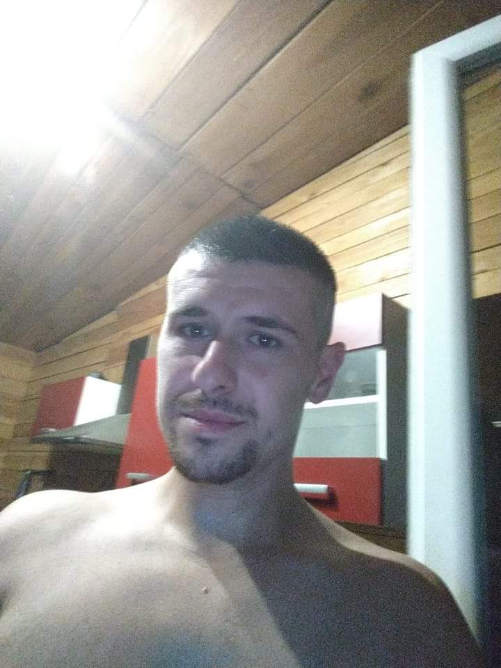 Profil de Wilfrid, 33 ans, rencontre libertine à Gumières