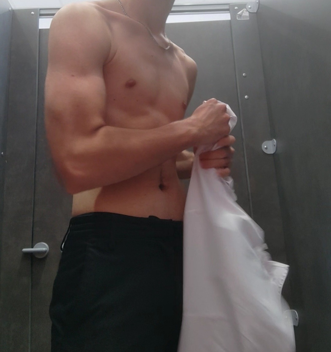 Profil de Radjiv, 19 ans, rencontre libertine à Régina