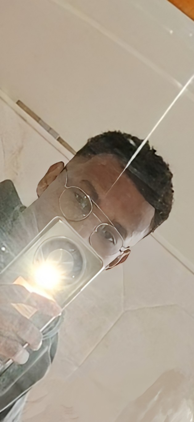 Profil de Moustapha, 25 ans, rencontre libertine à Aurimont