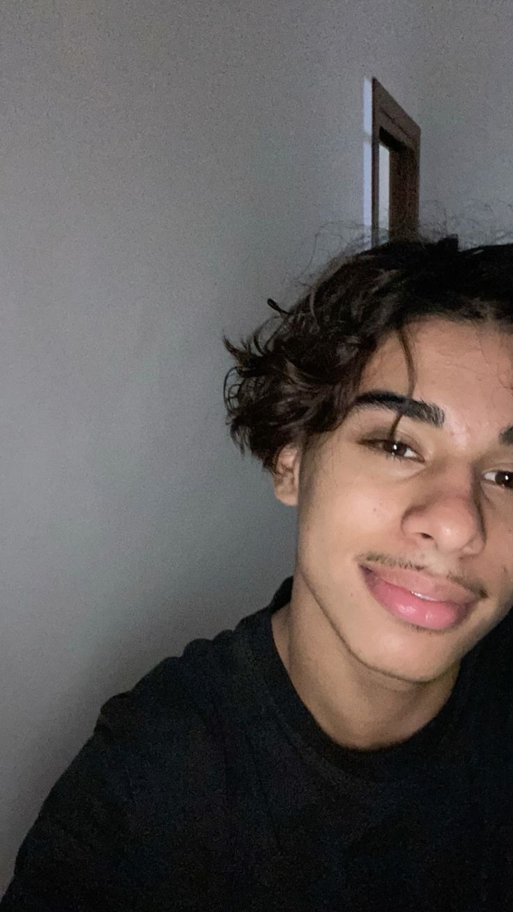 Profil de Ashok, 20 ans, rencontre libertine à Guipel