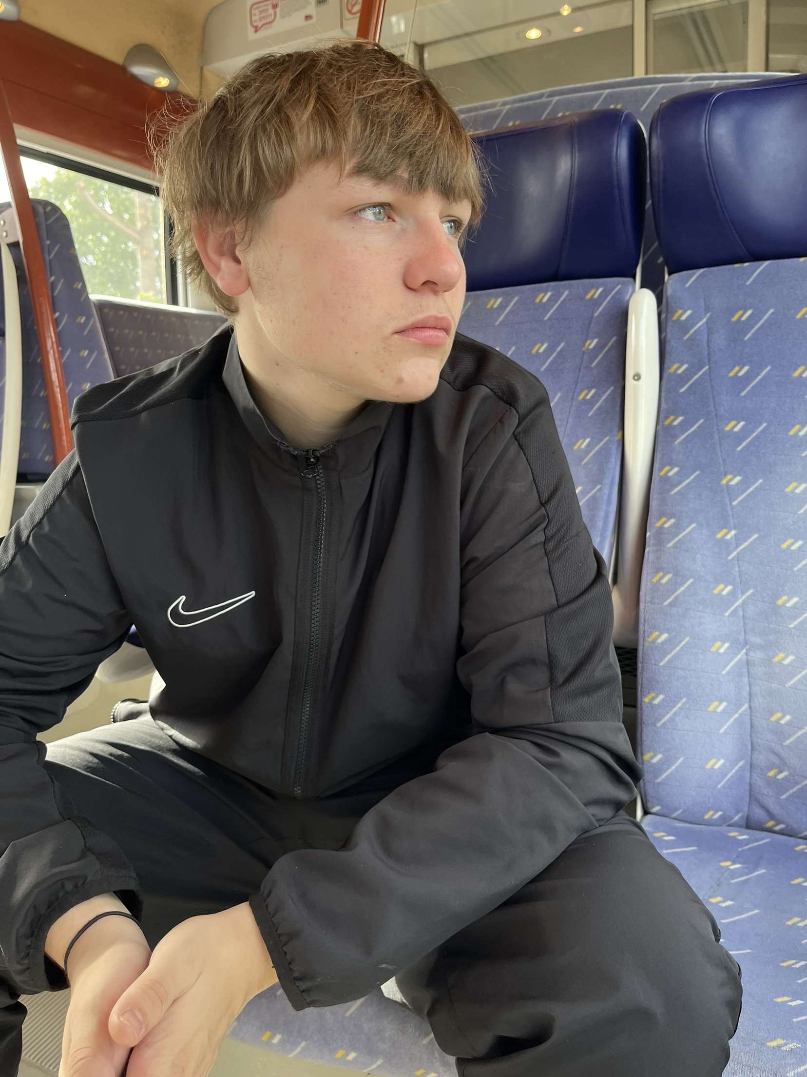 Profil de Mayeul, 19 ans, rencontre libertine à Martainneville