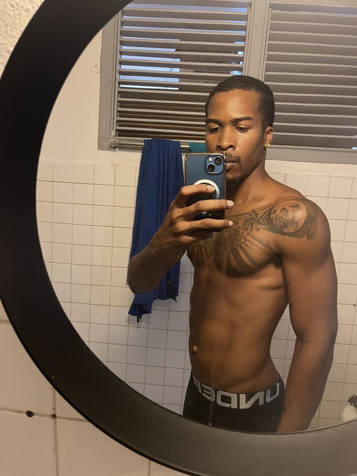 Profil de Tyron, 31 ans, rencontre libertine à Souvigny-en-Sologne