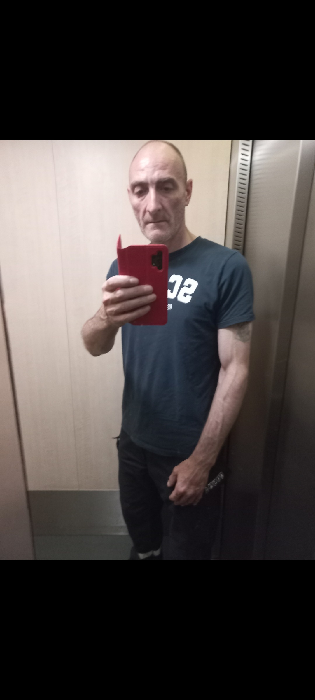 Profil de Julien, 48 ans, rencontre libertine à Briel-sur-Barse