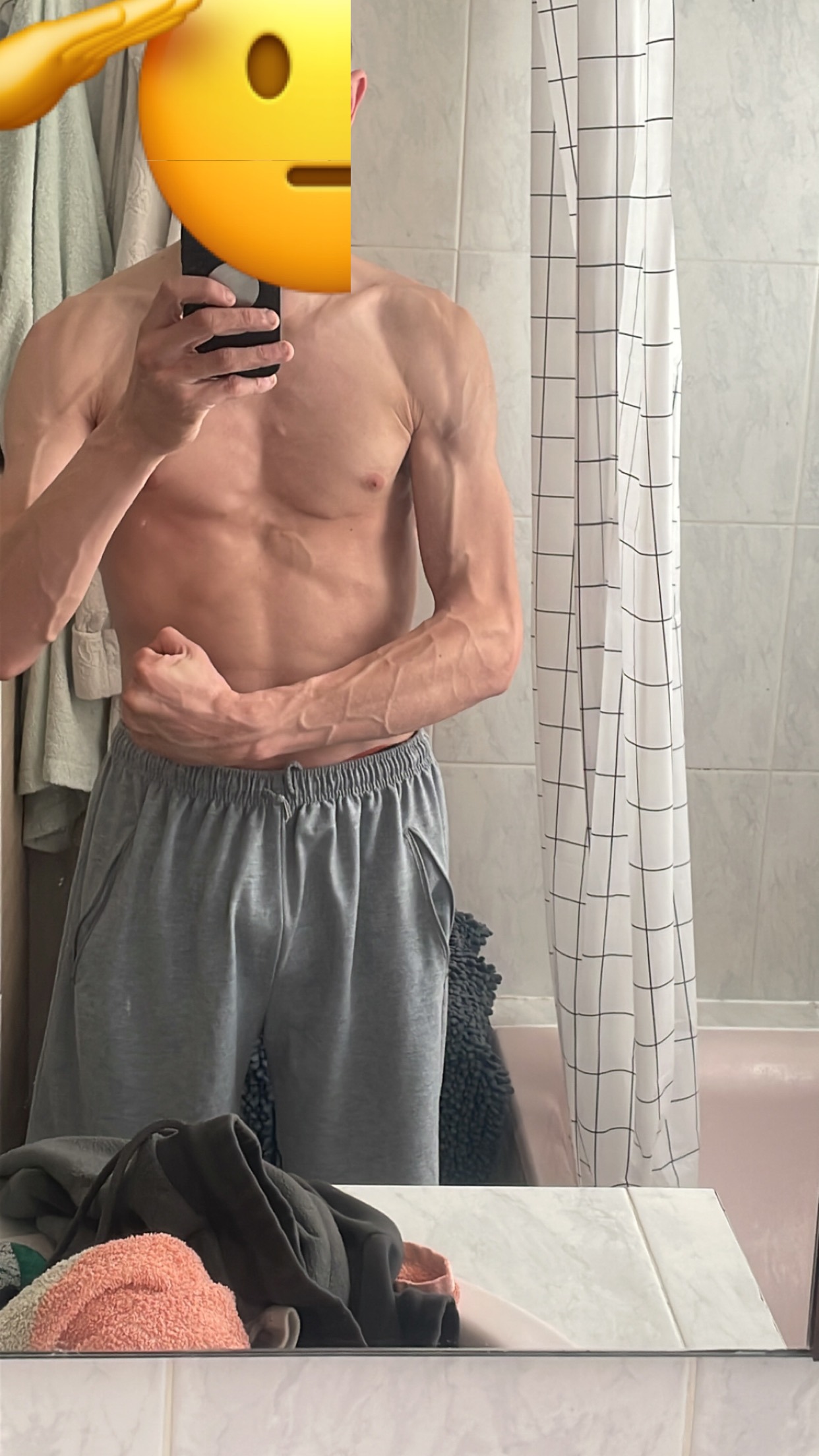 Profil de Orlann, 27 ans, rencontre libertine à Saint-Martin-des-Entrées