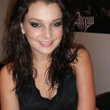 Profil de Fouziha, 33 ans, rencontre libertine à Montigny-en-Arrouaise
