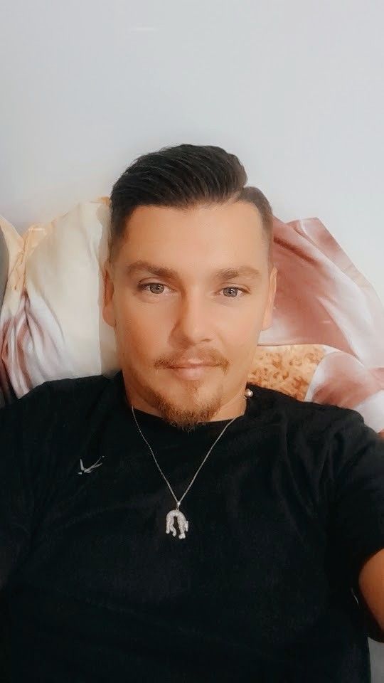 Profil de Taissir, 33 ans, rencontre libertine à Plonévez-du-Faou