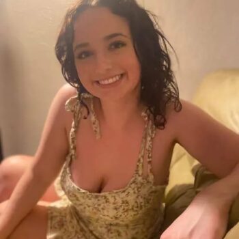 Profil de Elfrida, 30 ans, rencontre libertine à Versigny